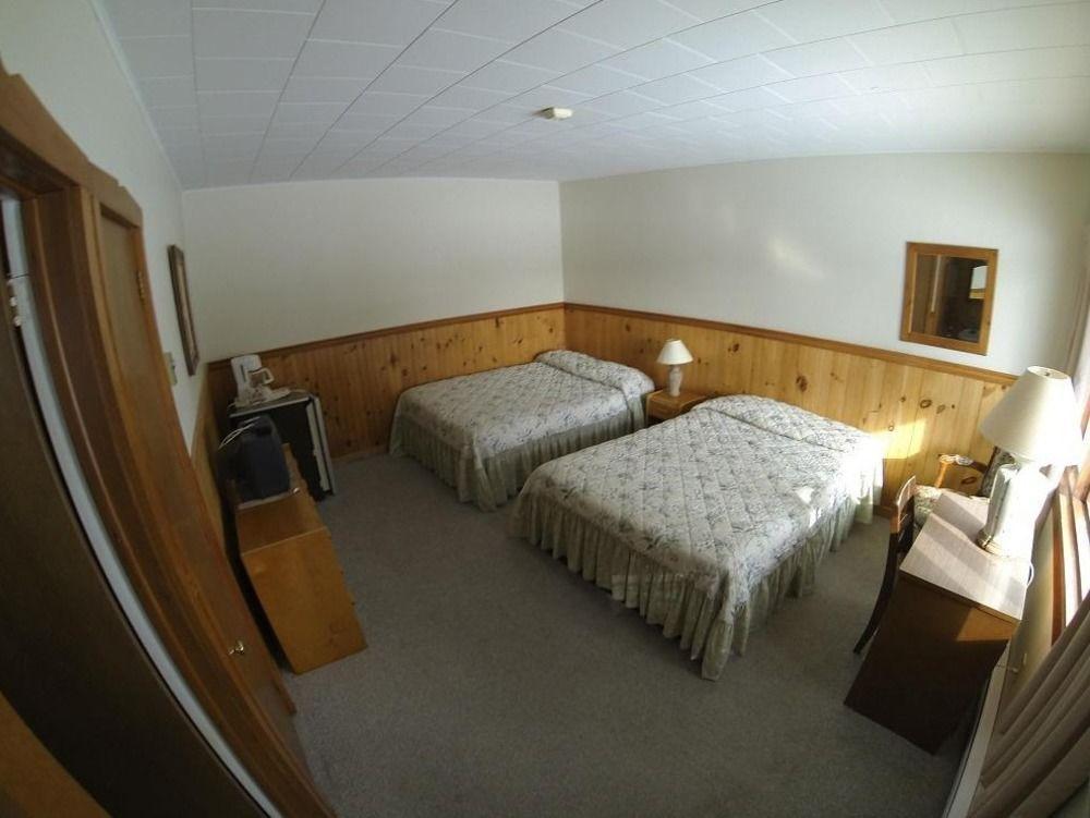 Motel Le Fleuron Saint-Donat-de-Montcalm Exteriér fotografie