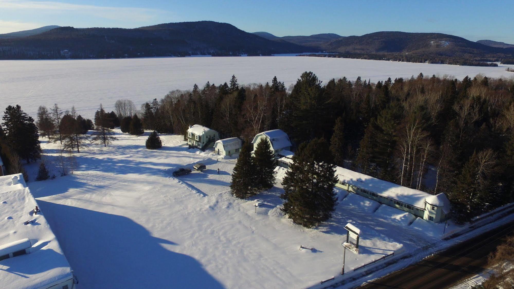 Motel Le Fleuron Saint-Donat-de-Montcalm Exteriér fotografie