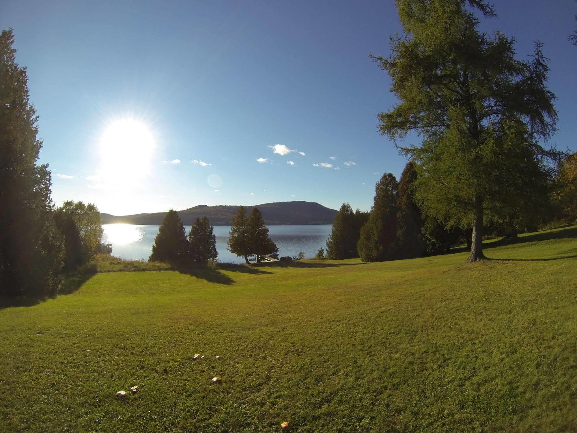 Motel Le Fleuron Saint-Donat-de-Montcalm Exteriér fotografie