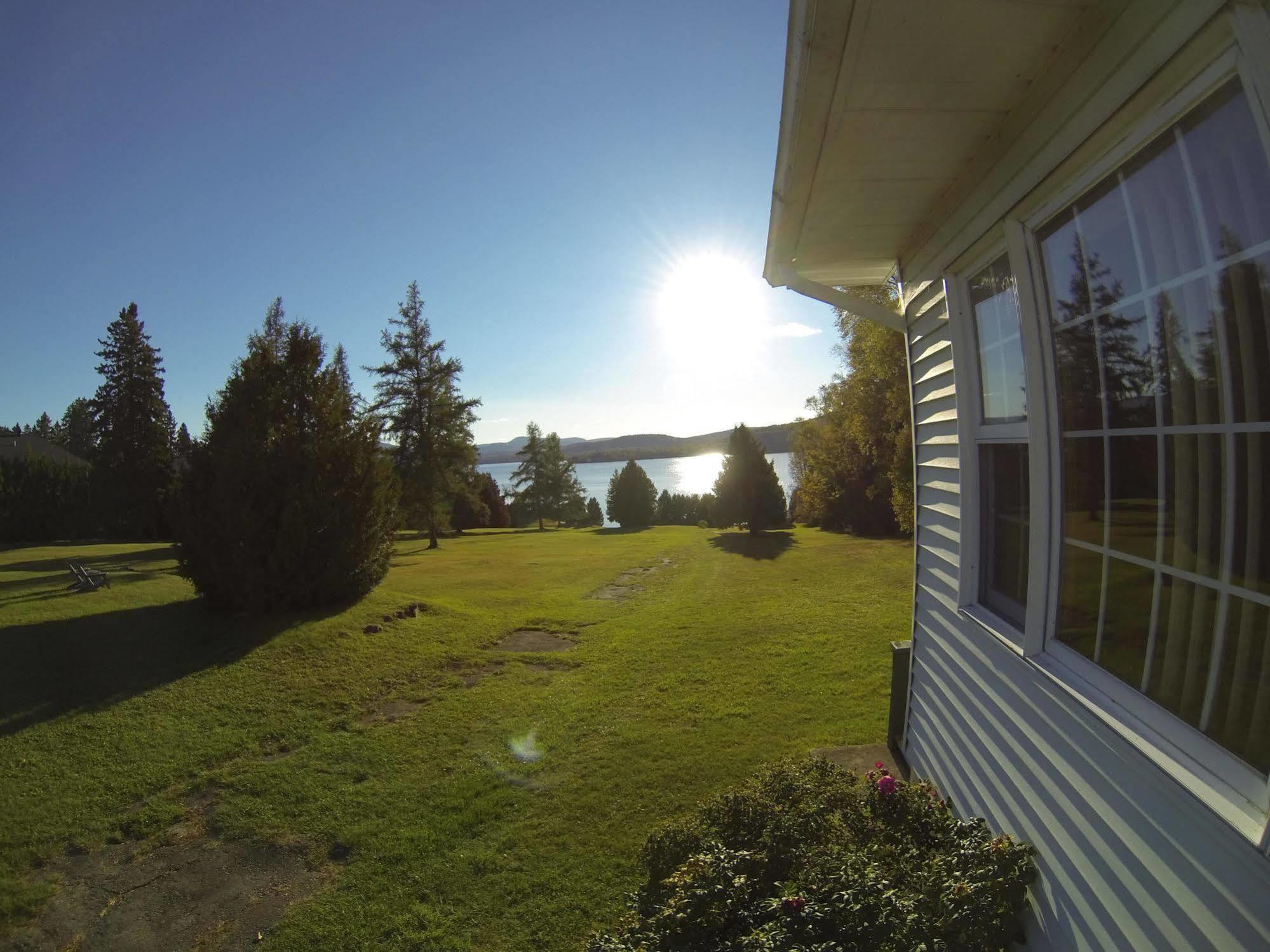 Motel Le Fleuron Saint-Donat-de-Montcalm Exteriér fotografie
