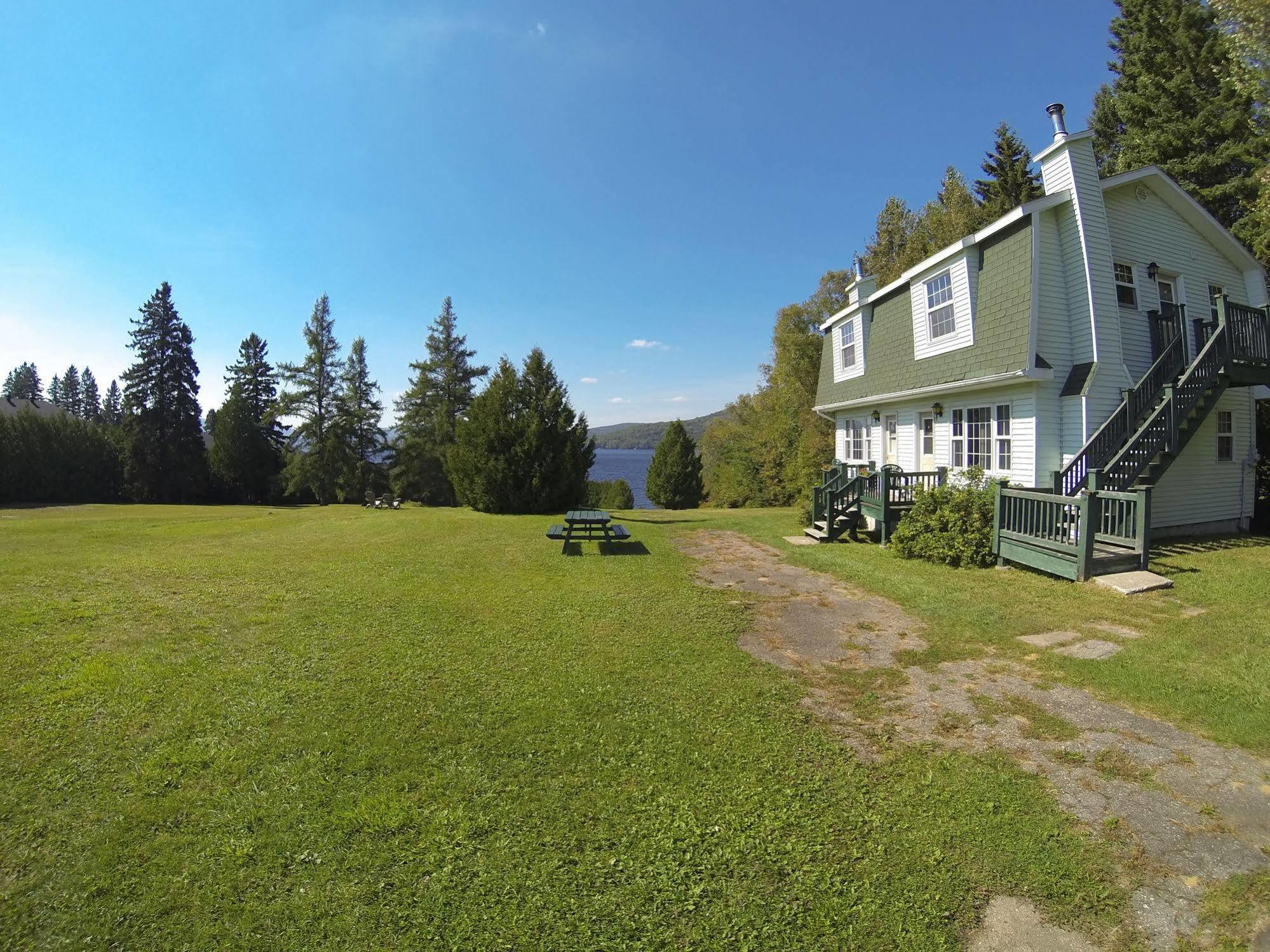 Motel Le Fleuron Saint-Donat-de-Montcalm Exteriér fotografie